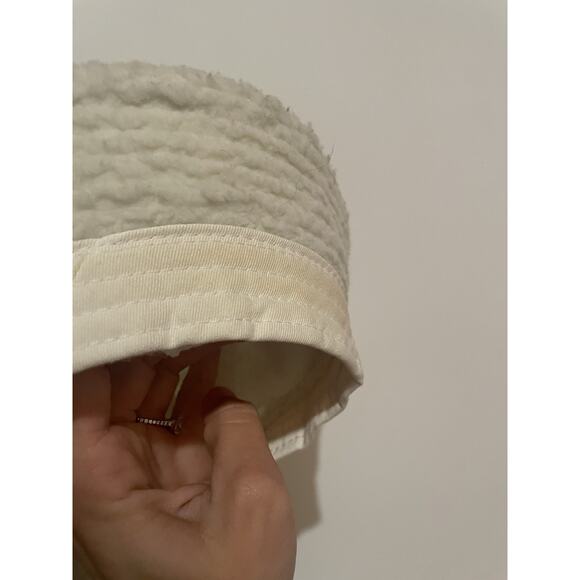Official Coca Cola Sherpa Bucket Hat OS White - Picture 5 of 5